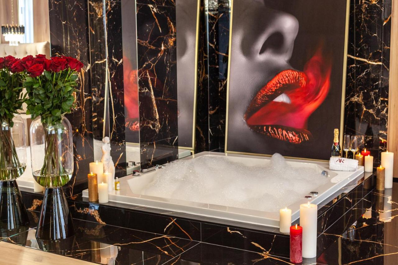 Aristo Jacuzzi Hotel Λβιβ Εξωτερικό φωτογραφία