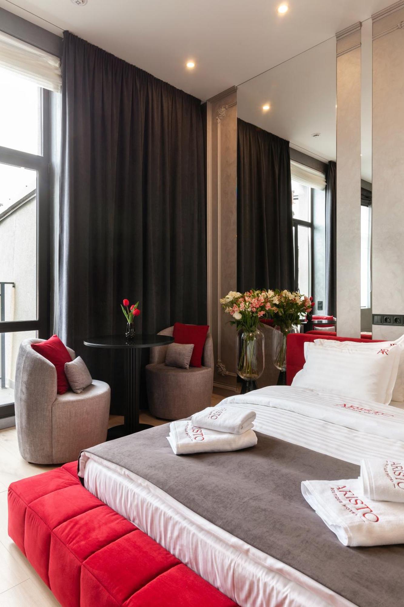 Aristo Jacuzzi Hotel Λβιβ Εξωτερικό φωτογραφία